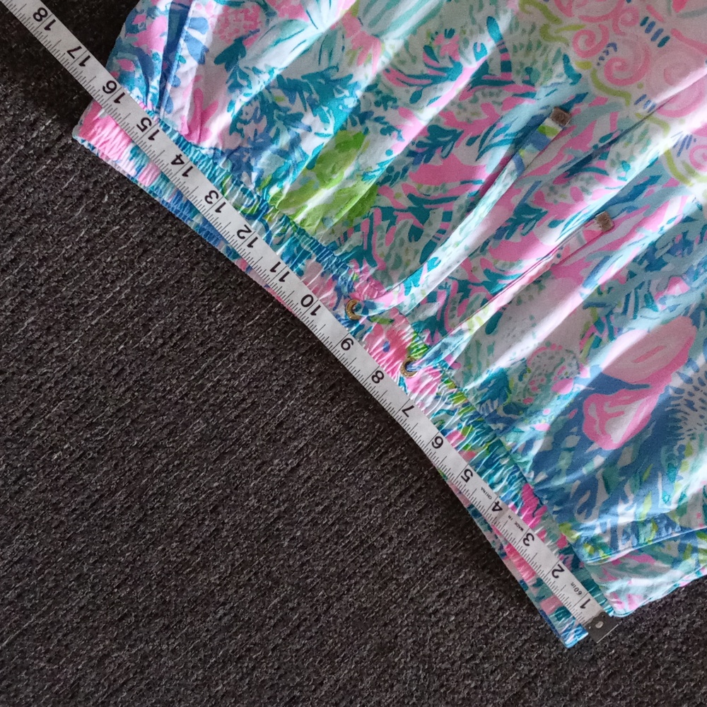 🌊HTF Lilly Pulitzer🌊 - Katia Short - Picture 12 of 15